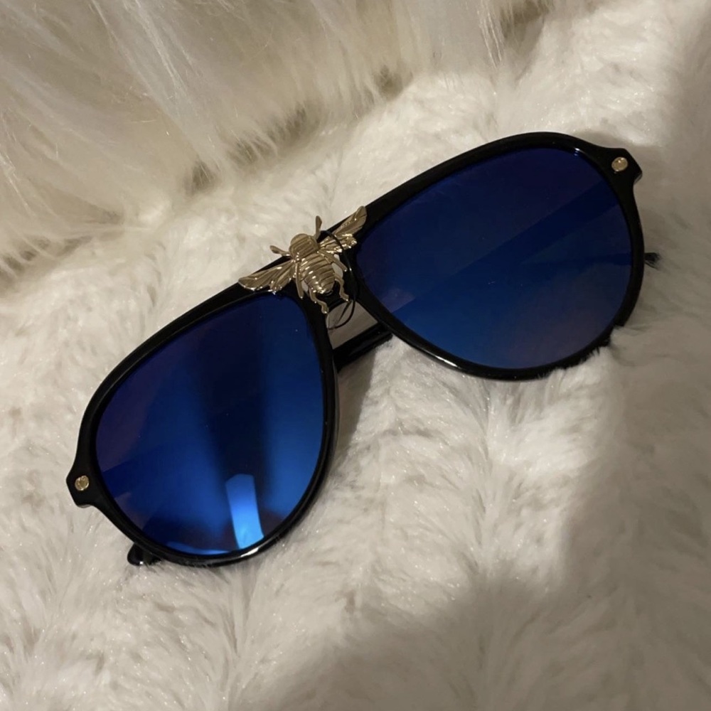 Golden Bee Aviator Sunglasses